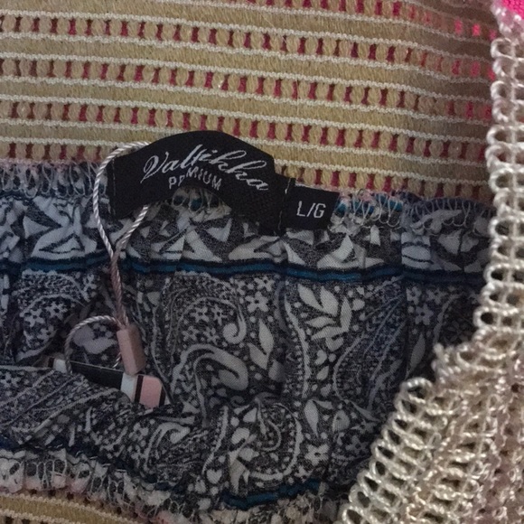 Strapless Capri romper - Picture 3 of 3